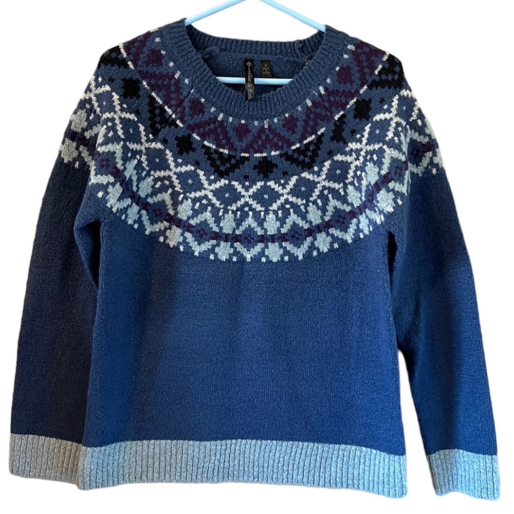 Allie & Rob Blue Fair Isle Sweater Medium Crewneck Knit Long Sleeve Cozy Winter
